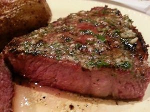 Sirloin Steak With Garlic Butter | Recipes Cooker